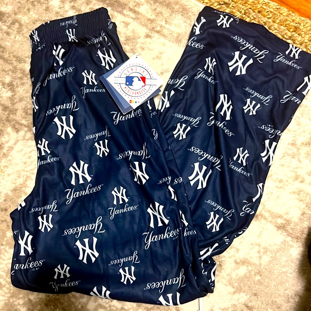 MLB Yankees PJ bottoms (youth)